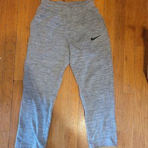 Nike Boys Therma-Fit Joggers Size L
